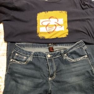 Earl jeans sz 16 along with very nice tshirt sz 2xl